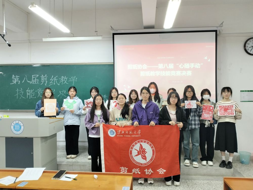 82a54b380e9345598ba50b6b9ba4f10e.jpg 82a54b380e9345598ba50b6b9ba4f10e.jpg