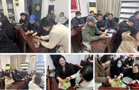 爱爱视频
工会举办“冬日暖桌”趣味活动